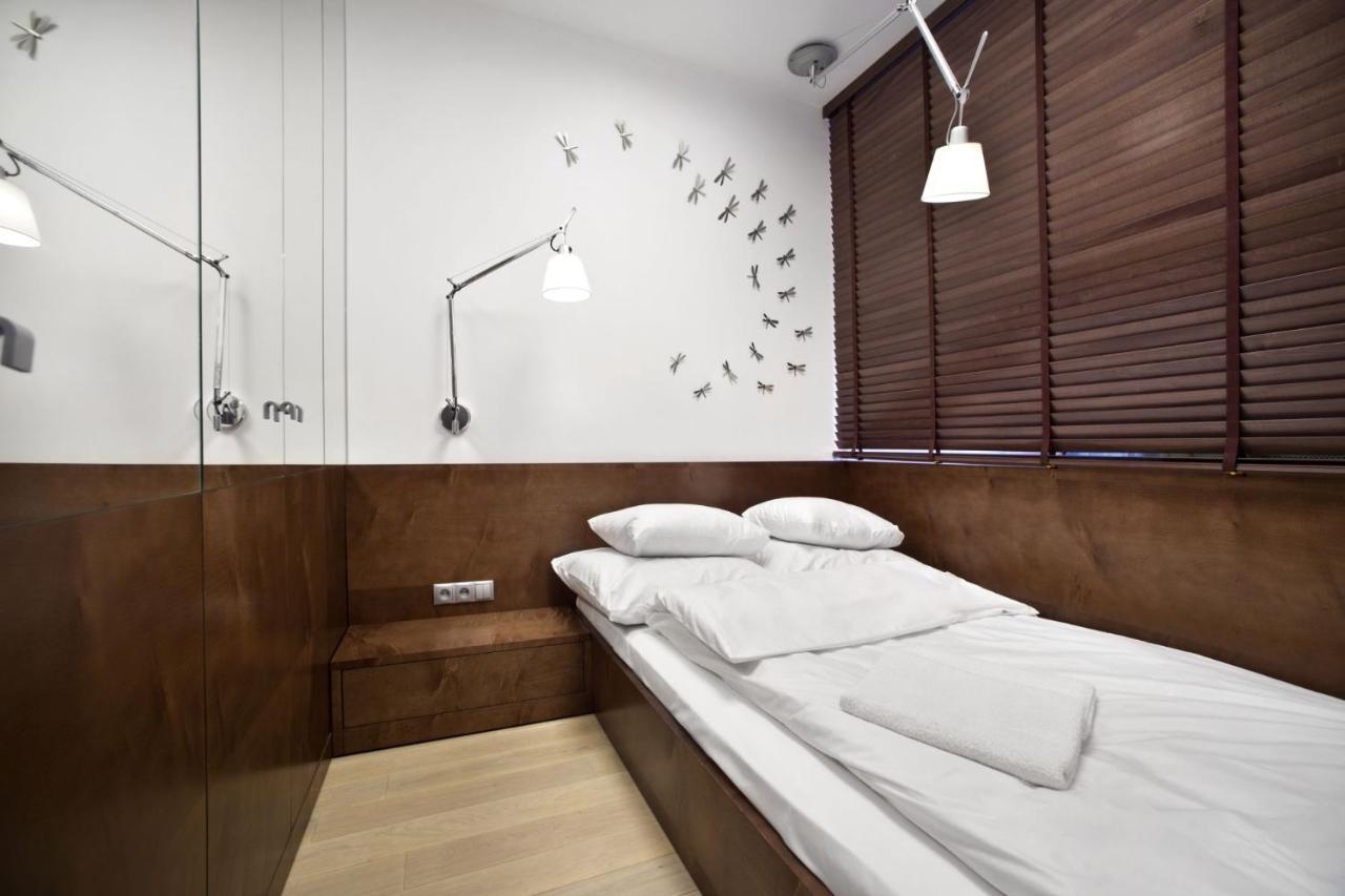 ורשה Triton Park Accommodation By P&O Serviced Apartments מראה חיצוני תמונה